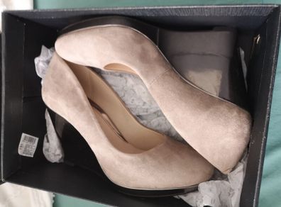 "Clarks" suede wedge shoes