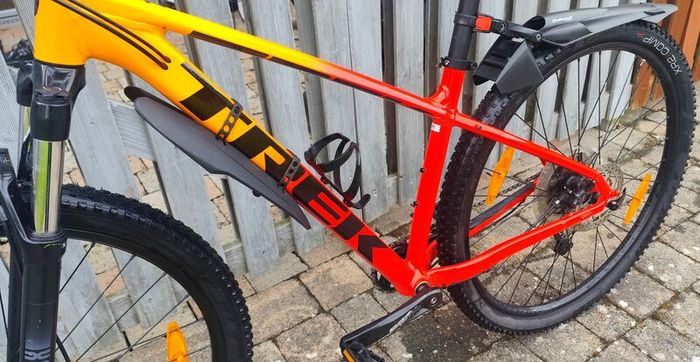 Trek Marlin 7 Mountain Bike