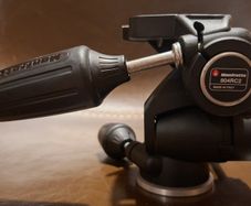 Manfrotto 804RC2 3-Way Pan and Tilt Tripod Head