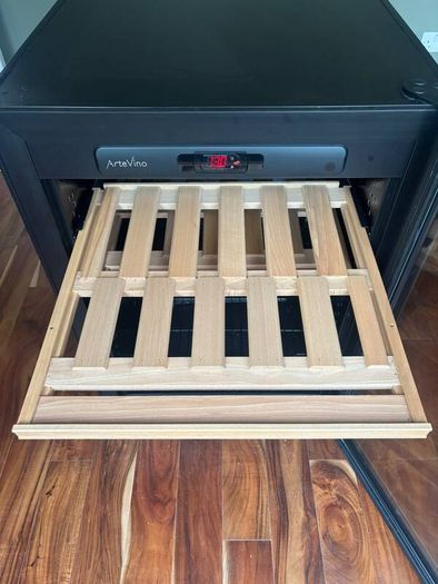 Artevino Oxygen - 98 Bottle - Wine Fridge