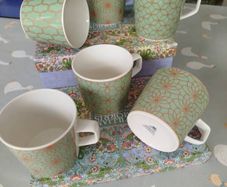 mugs