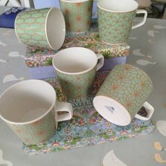 mugs