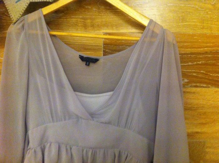 Ladies Savida Grey 2 piece top Size 10