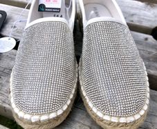 Slip on casual shoes.size 3