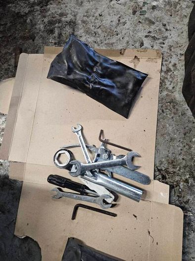 parts suzuki bandit ,honda cbr 500