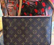Louis Vuitton Neverfull Pochette