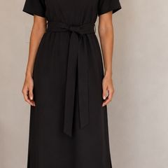 dress bnwt Zara black dress short sleeves with side slits elegant style fits 8/10