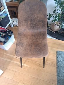 Dining chair