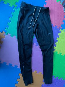 Nike dry fit size S