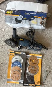 Power Craft 1020W Angle Grinder With Diamond Cutting Discs