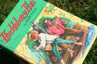 Vintage Classic Children's Edition, Huckleberry Finn  by Mark Twain