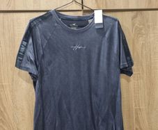 New Hollister T Shirt