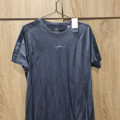 New Hollister T Shirt