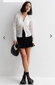 womans New Look top