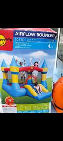 Air flow bouncing castle