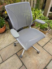 ergonomic office chair