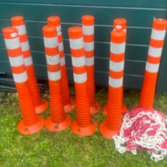 Safety Bollards with Chain