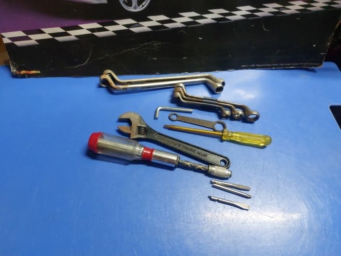 Spaners and screw drivers