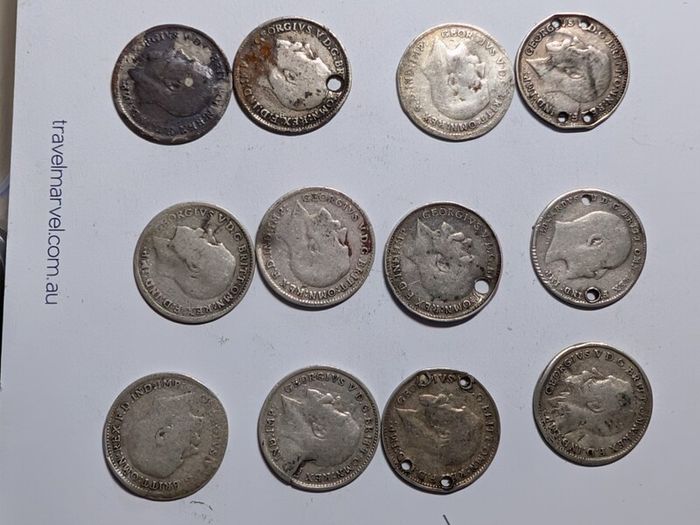 12 x Silver.925 UK 3 D pieces
