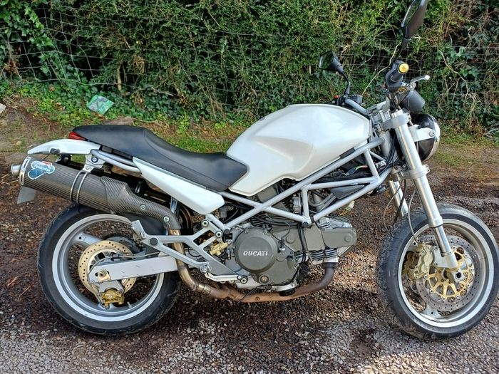 Ducati Monster 600  Pearl White