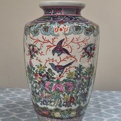Chinese Famille Rose Porcelain Vase