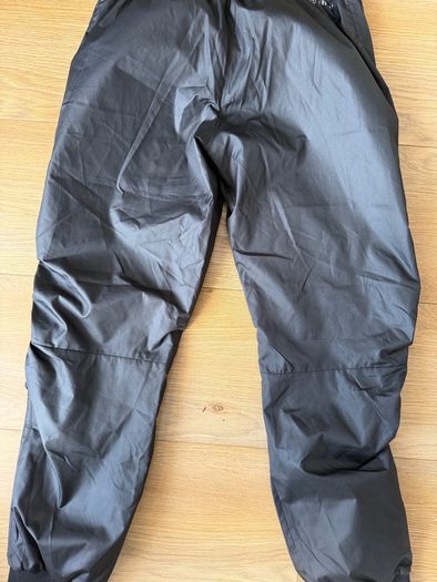 Brand new,never used.Adidas raining trousers for kids,9-10 years old