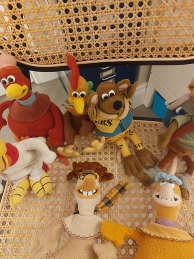 Original Chicken Run characters from 1999