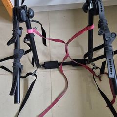 Bike carrier for hatchback car