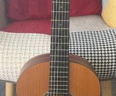 Classical Guitar 4/4 Size