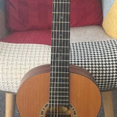 Classical Guitar 4/4 Size