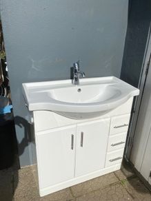Vanity unit and sink for bathroom