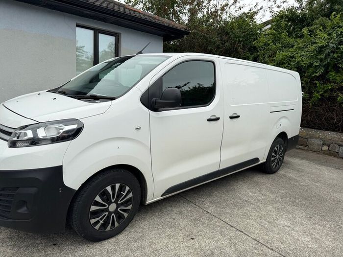 Citroen dispatch 182