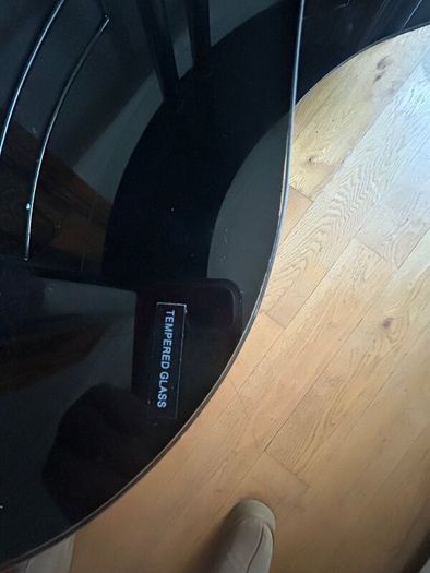 Furniture Glass shelves or Bar counter