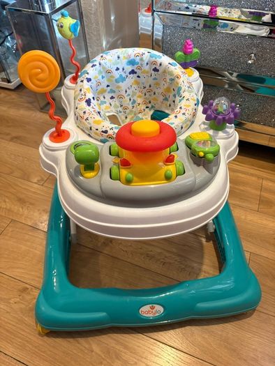 baby walker