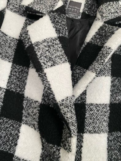 Coat size 6 perfect condition