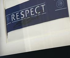 signed Steven Gerrard armband