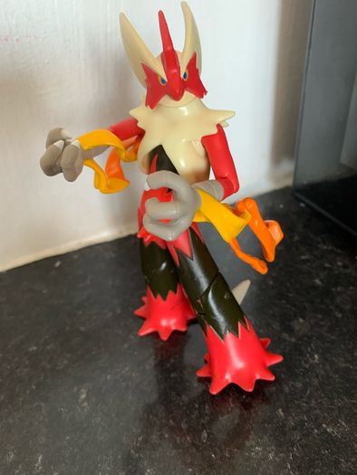 Mega Blazekin Pokomon  Figure