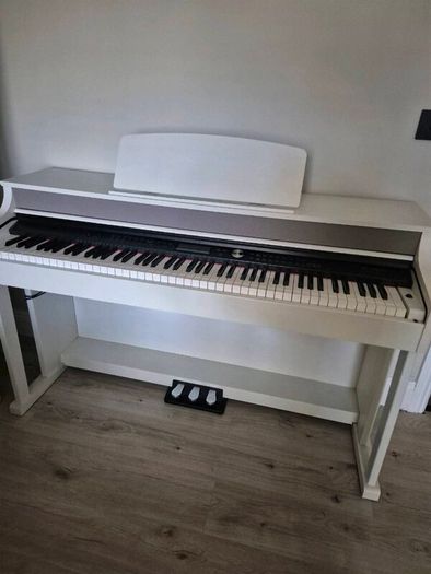 Digital Piano
