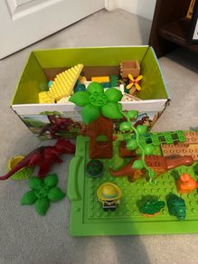 building blocks/ dinosaurs and random assortment/ storage box