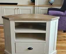 Corner TV Unit