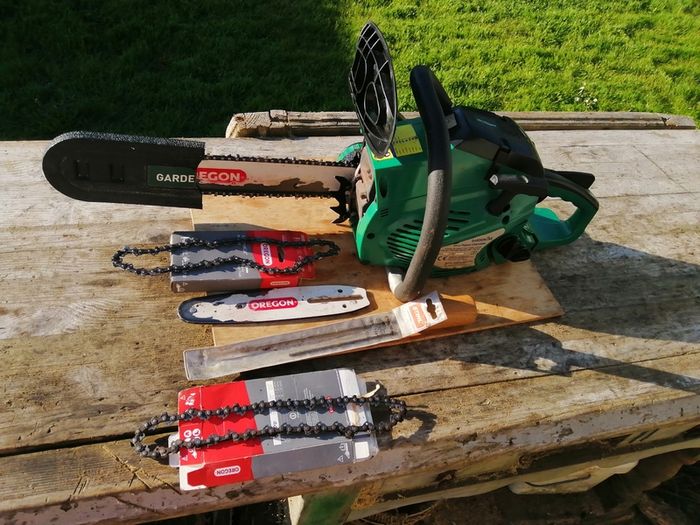 Chainsaw - Gardenline