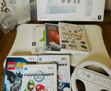Nintendo Wii Bundle Boxed Console, Wii Fit Board, 2 Controllers & Games