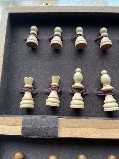 Gokl quality Wooden box Chess Set as New