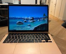 MacBook Air 2020 8GB RAM 512GB memory