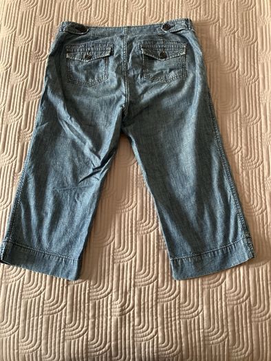 M&S Three Quarter length trousers Size 14
