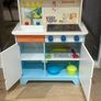 kids play kitchen Image 2