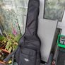 Yamaha C40 with cover Image 8