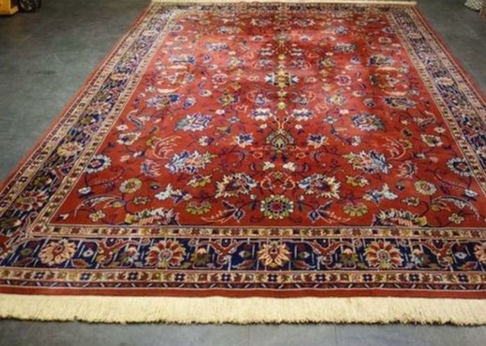Hand-knotted Persian Tabrizian Rug