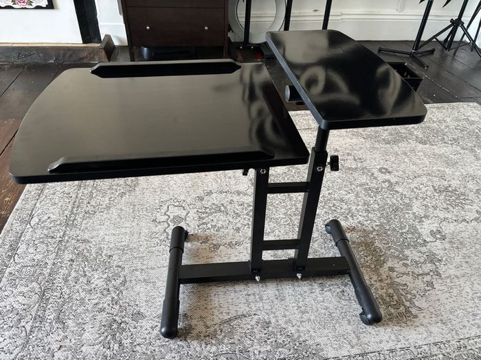 New workstation for tattoo and beauty