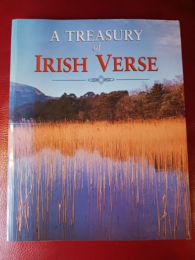 A Treasury of Irish Verse / 2002